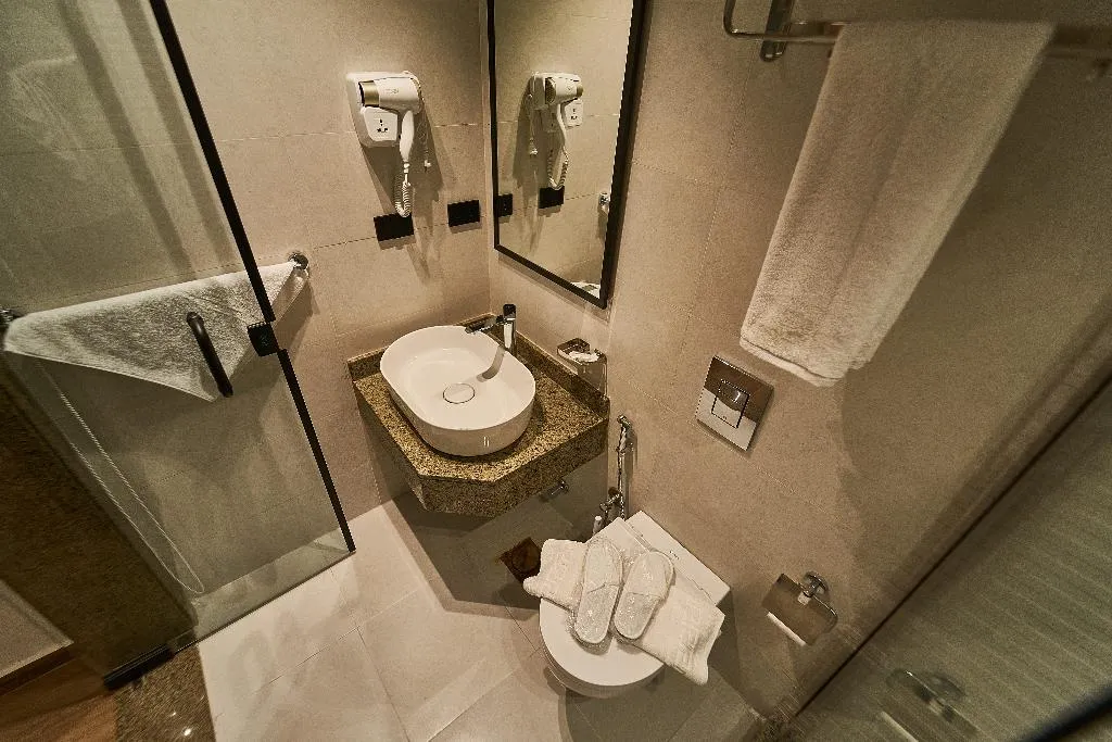 TRIPLE STANDARD Room, Gold's Pyramids Hotel, Cairo