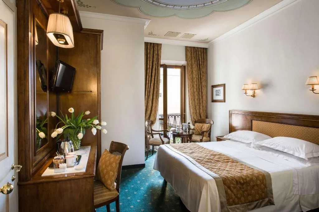 Room, Adler Cavalieri Hotel-Private Spa & Gym, Florence