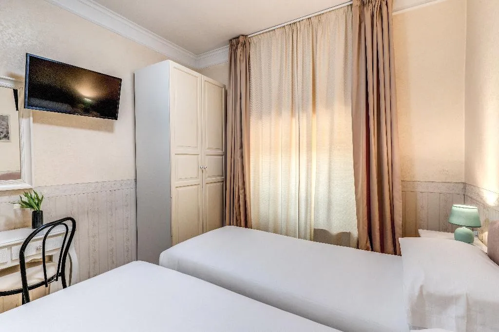 DOUBLE STANDARD Room, Hotel Orazia, Rome