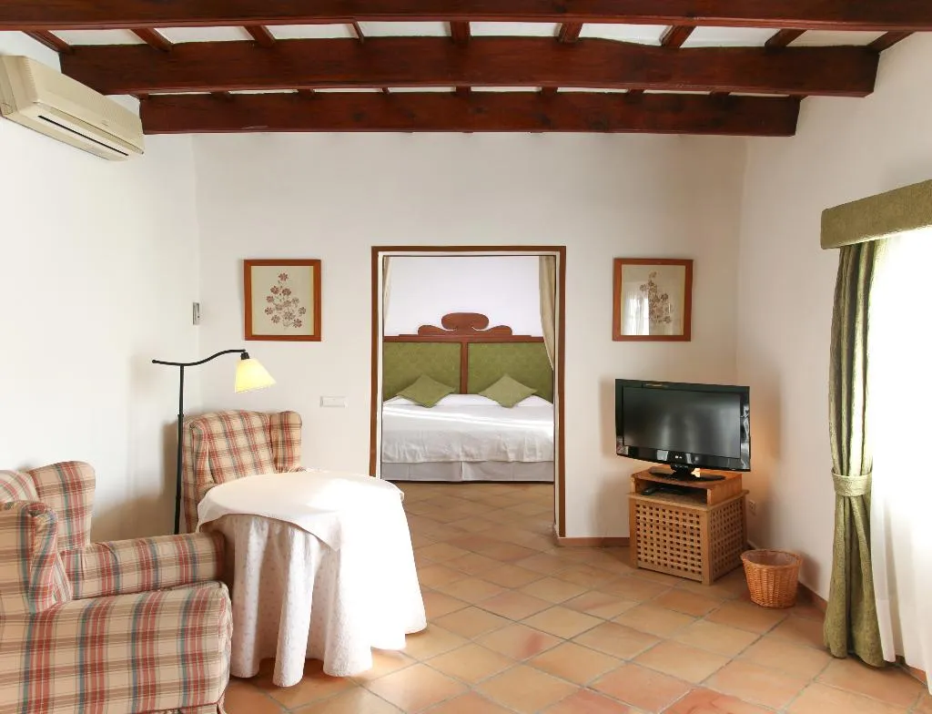 JUNIOR SUITE STANDARD Room, Son Tretze, Menorca