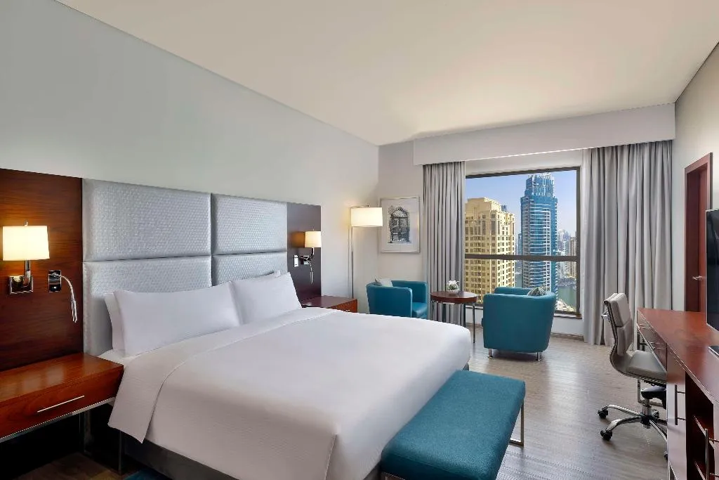 SUITE THREE BEDROOMS Room, Hilton Dubai The Walk, Dubai