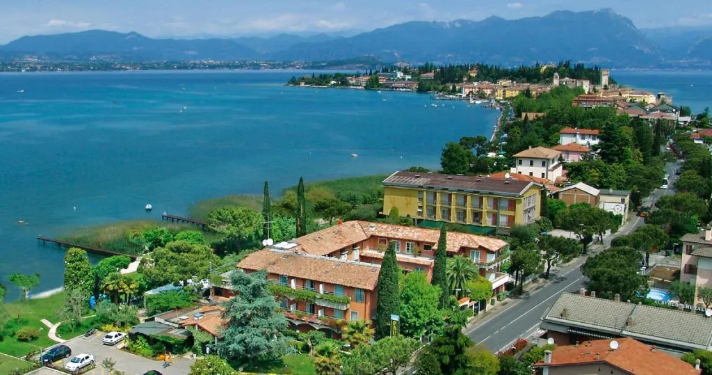 General view, La Paül, Milan