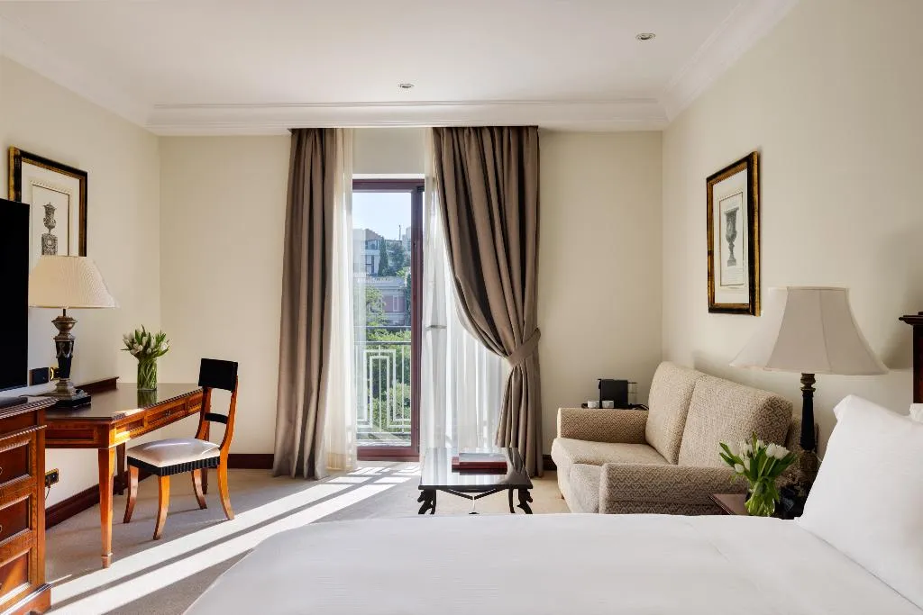 JUNIOR SUITE CLUB Room, InterContinental Madrid, Madrid