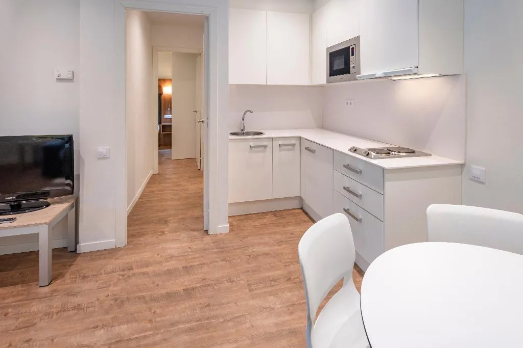 APARTMENT CAPACITY 4 TWO BEDROOMS Room, Apartamentos Playa De Castelldefels, Barcelona