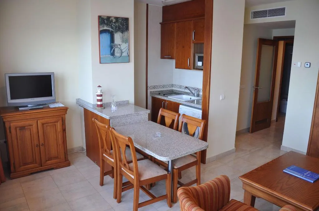 Room, Hotel Sunway Playa Golf & Spa, Sitges, Costa Brava