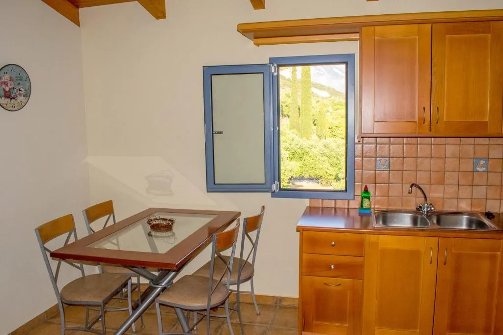 APARTMENT TWO BEDROOMS ONE BATHROOM Room, Diana Studios, Kefallinia