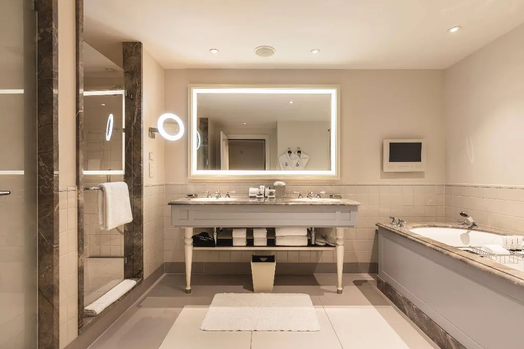 Room, Waldorf Astoria Amsterdam, Amsterdam