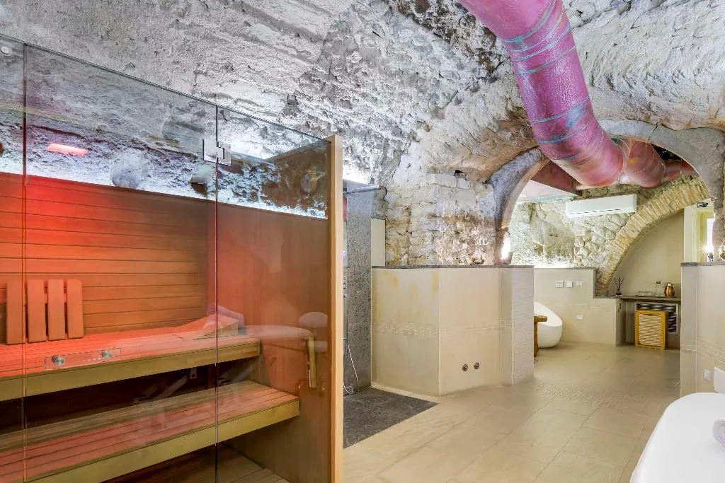 Sports and Entertainment, Palazzo Catalani Resort, Rome