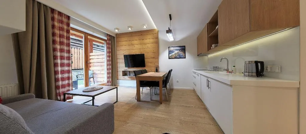 Room, ApartHotel Giewont, Krakow
