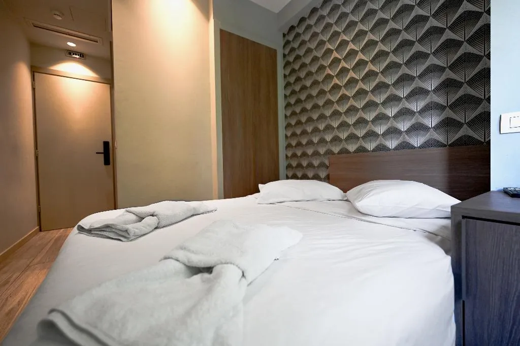 DOUBLE STANDARD Room, Urban Core Residence, Athens