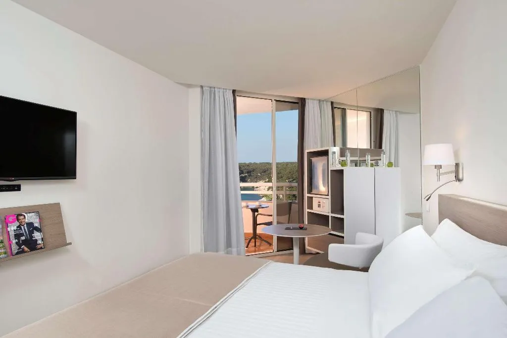 Room, Meliá Cala Galdana, Menorca