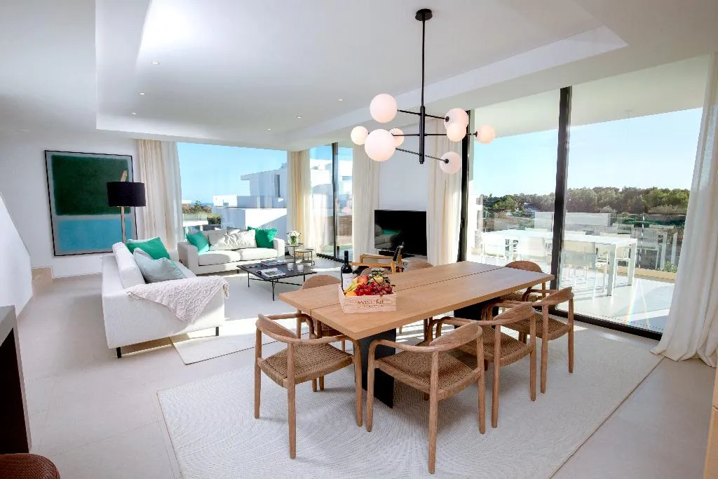 APARTMENT THREE BEDROOMS Room, Monte Rei Golf & Country Club, Algarve