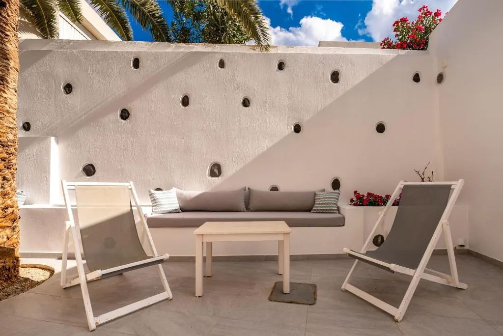 Room, Stelios Place, Santorini