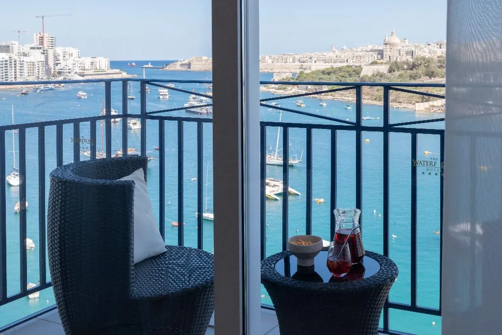 SUITE DELUXE SEA VIEW Room, The Waterfront Hotel, Malta