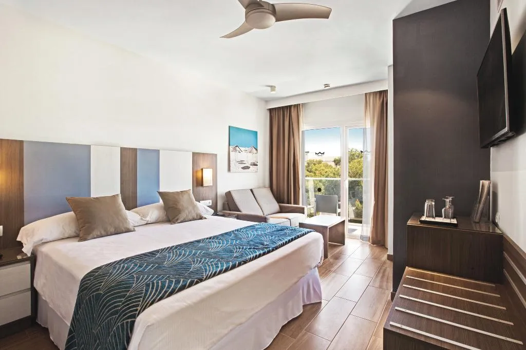 Double or Twin GRAND Room, Hotel Riu Festival, Majorca
