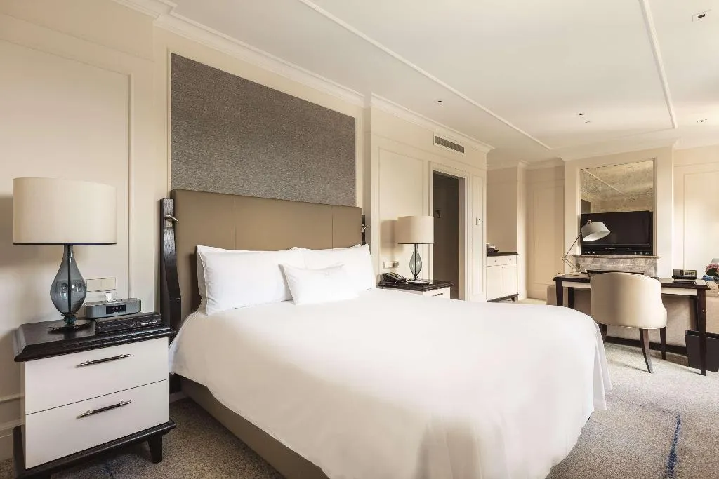 Room, Waldorf Astoria Amsterdam, Amsterdam