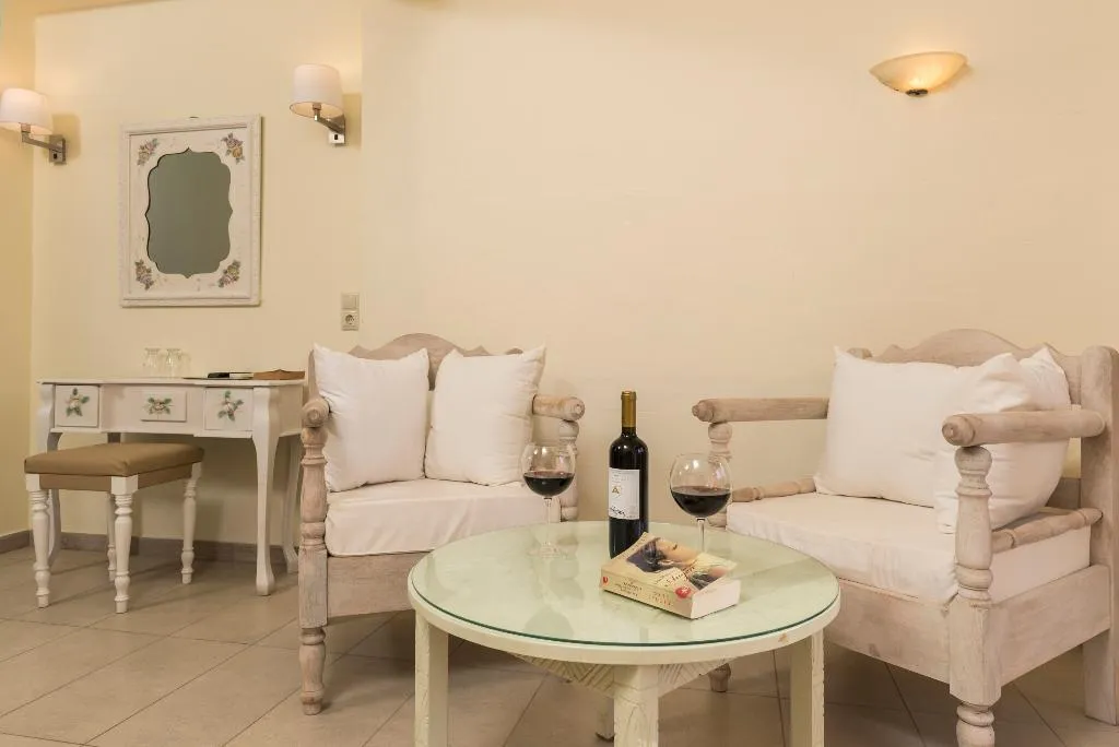 SUITE WITH PRIVATE POOL Room, Orpheas Resort, Crete