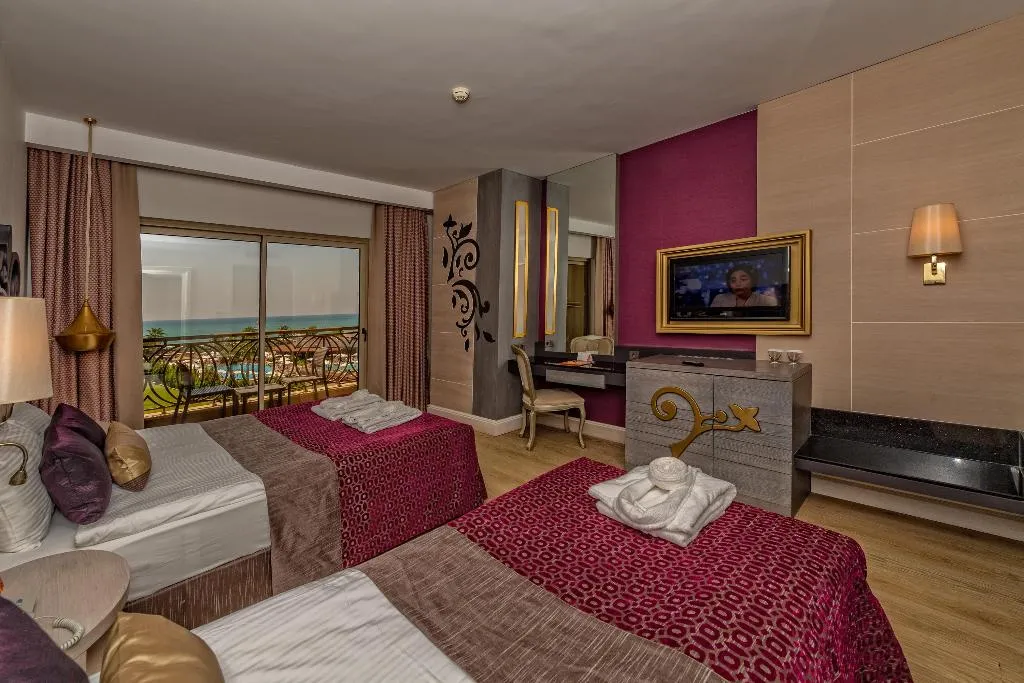 DOUBLE SEA VIEW Room, Kirman Belazur Resort & Spa, Antalya