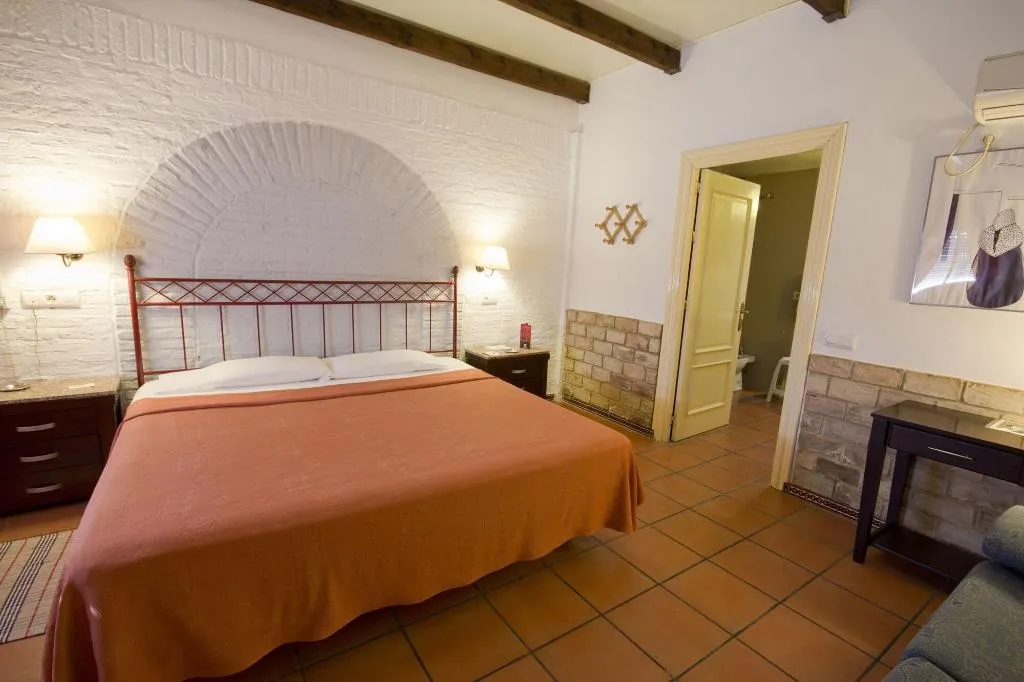 Room, Hostal Nueva Andalucía, Andalucia
