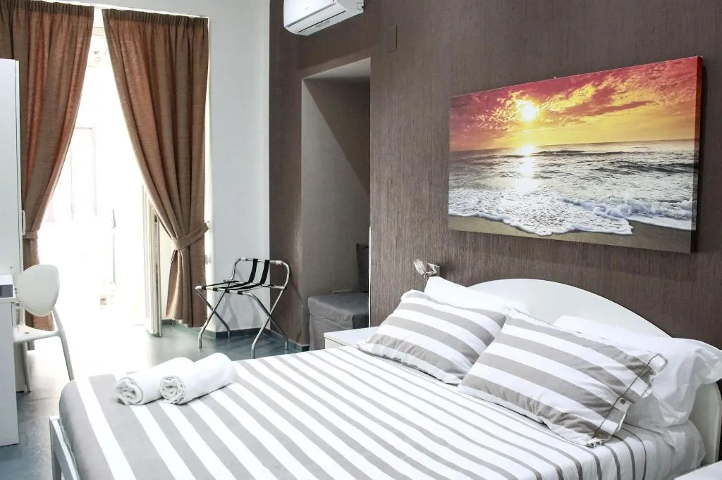 Room, Mascalzone Latino Luxury Rooms, Naples