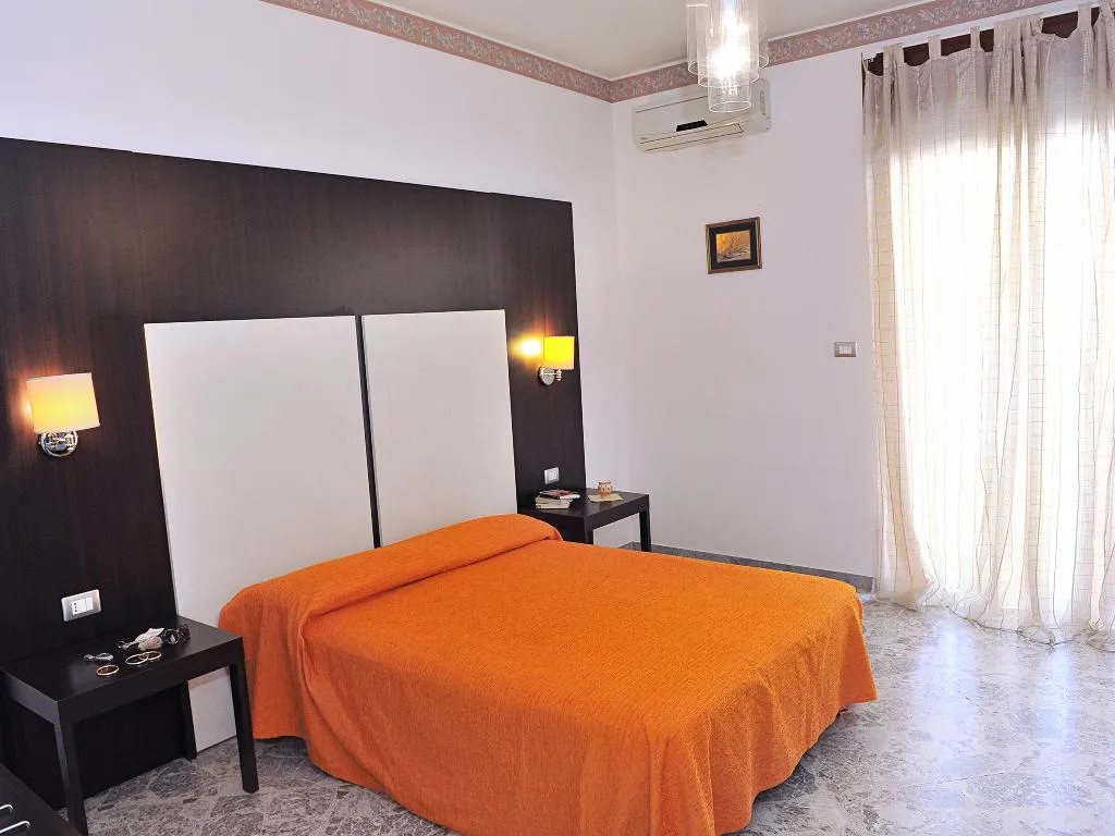 APARTMENT STANDARD Room, Le Case Della Costa, Naples
