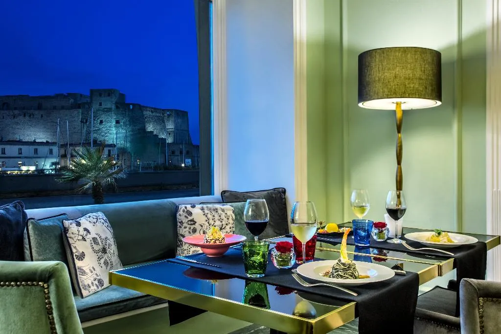 Restaurant, Grand Hotel Santa Lucia, Naples