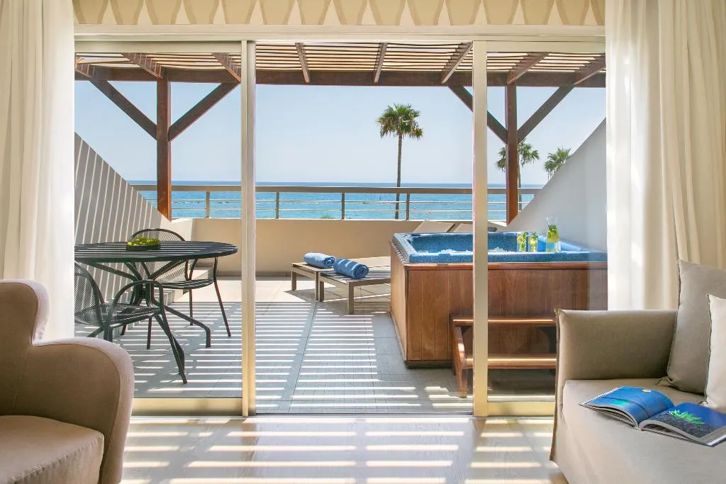 SUITE SEA VIEW Room, Atlantica Miramare Beach, Cyprus
