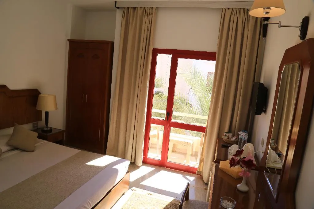 DOUBLE SIDE SEA VIEW Room, MinaMark Beach Resort - Families & Couples Only, Red Sea Riviera