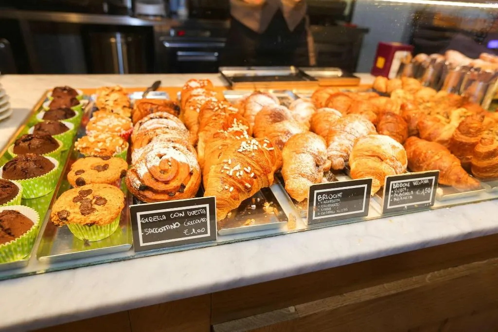 Restaurant, Amalia Bakery Home, Milan