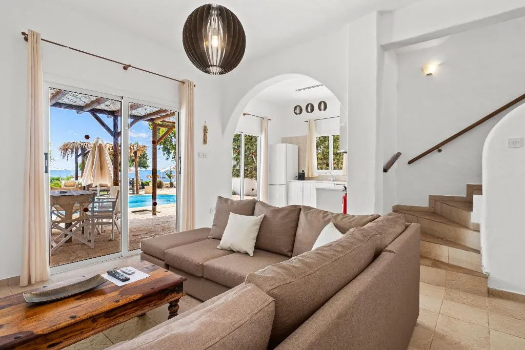 VILLA THREE BEDROOMS Room, Thalassines Villas, Cyprus