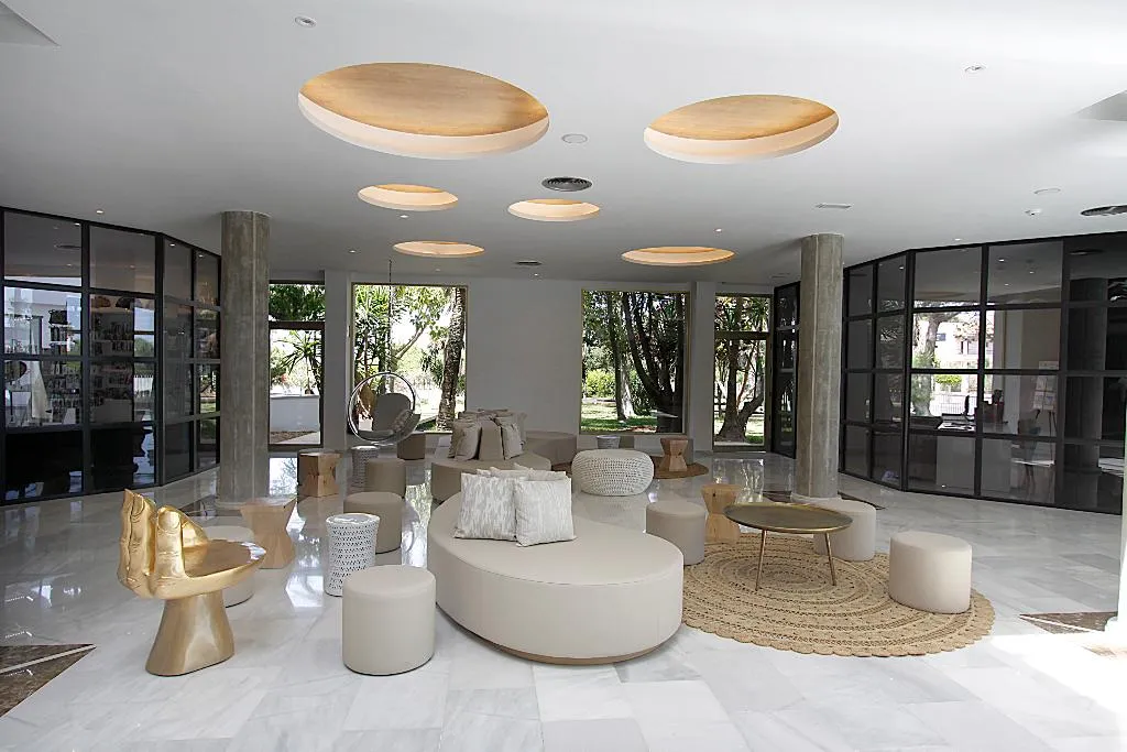 Lobby, BG Rei del Mediterrani, Majorca
