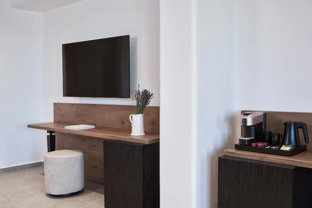 SUITE DELUXE Room, SantAnna Luxury Suites, Santorini