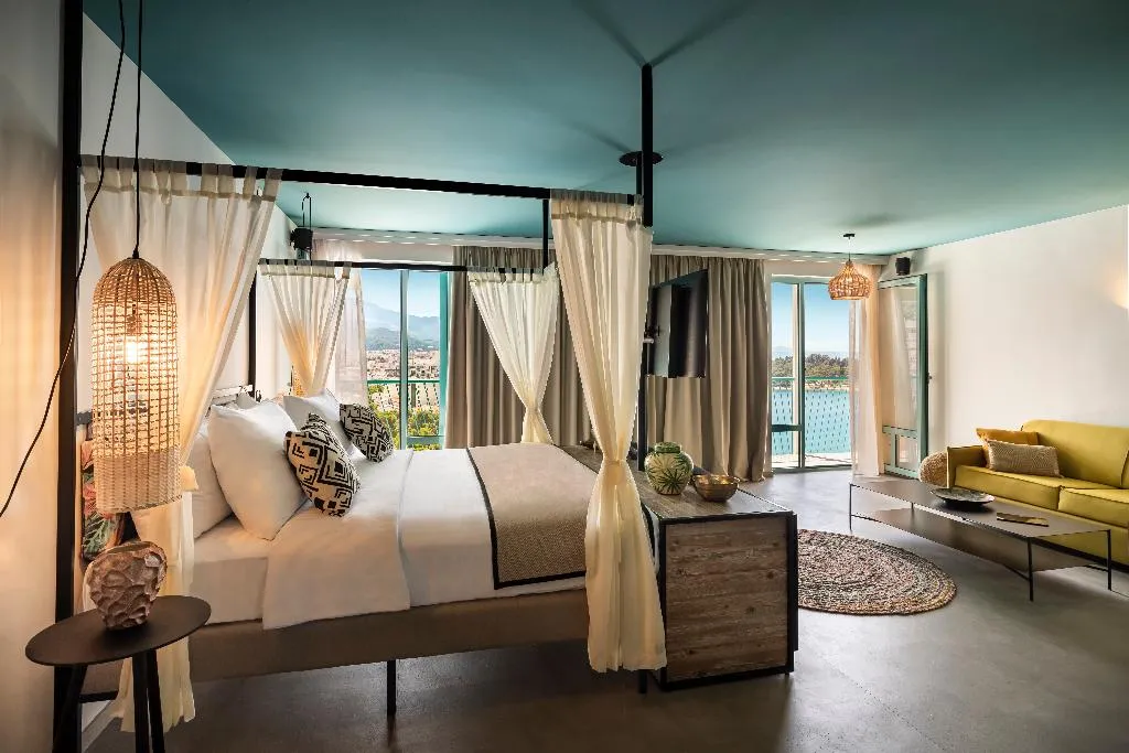 SUITE SIDE SEA VIEW WITH BALCONY Room, [PLACES] Dalmacija by Valamar, Split