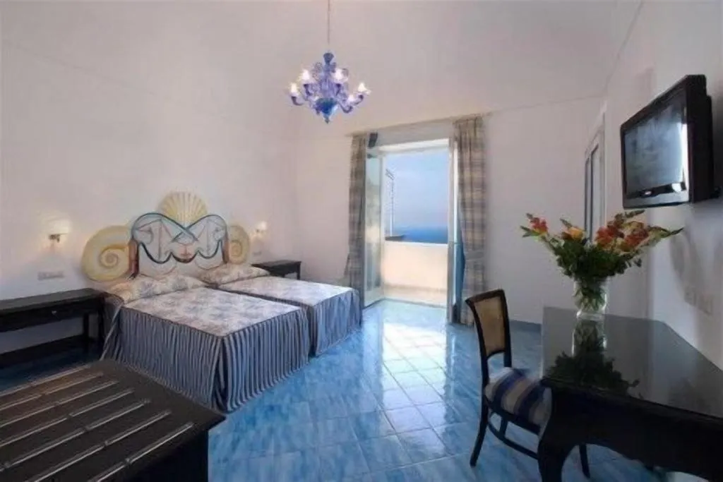TWIN SUPERIOR SEA VIEW Room, Palazzo Marzoli Resort, Naples
