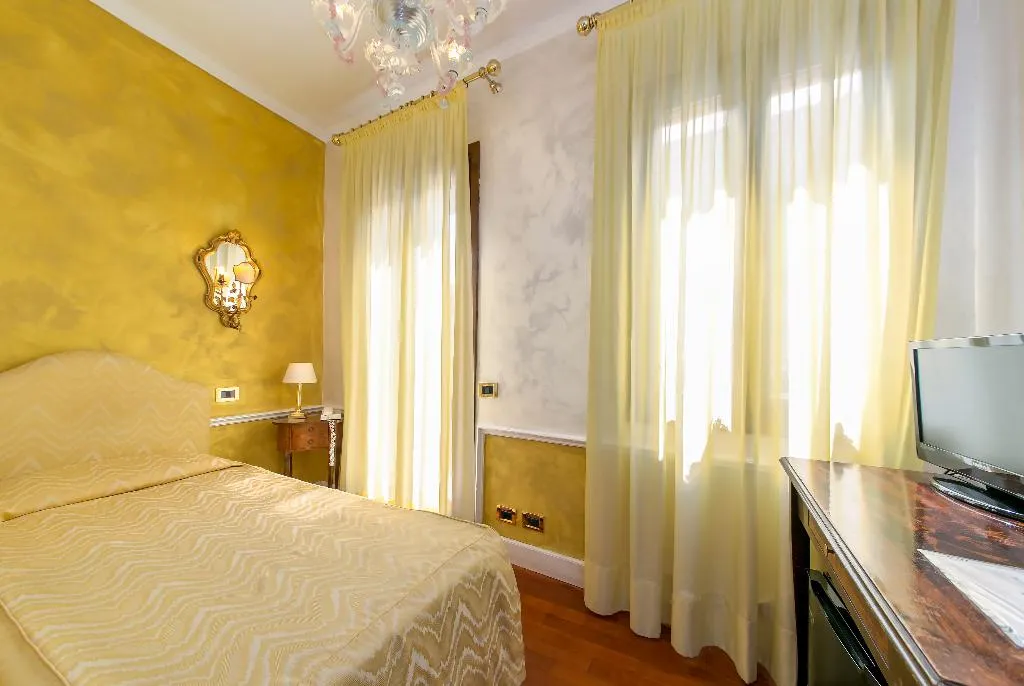 DOUBLE STANDARD Room, Pantalon, Venice