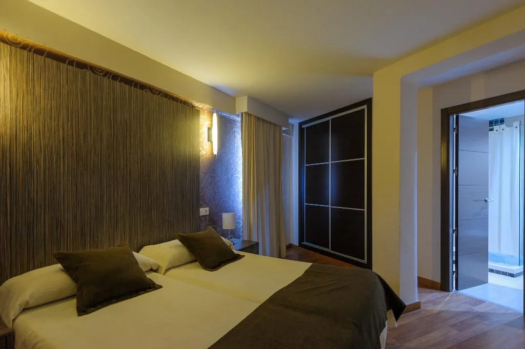 DOUBLE STANDARD Room, Costamar, Costa Del Sol