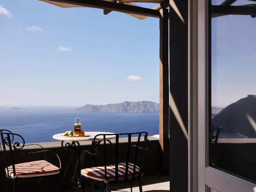 SUITE SEA VIEW HONEYMOON Room, San Antonio, Santorini