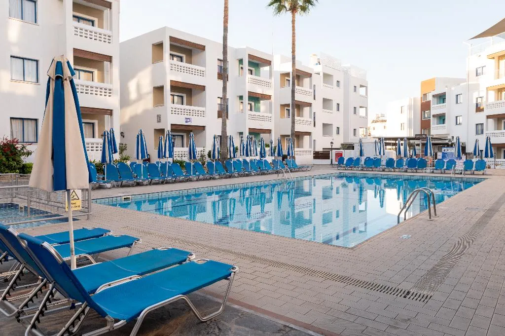 Pool, Kefalos Damon Hotel Apts, Cyprus