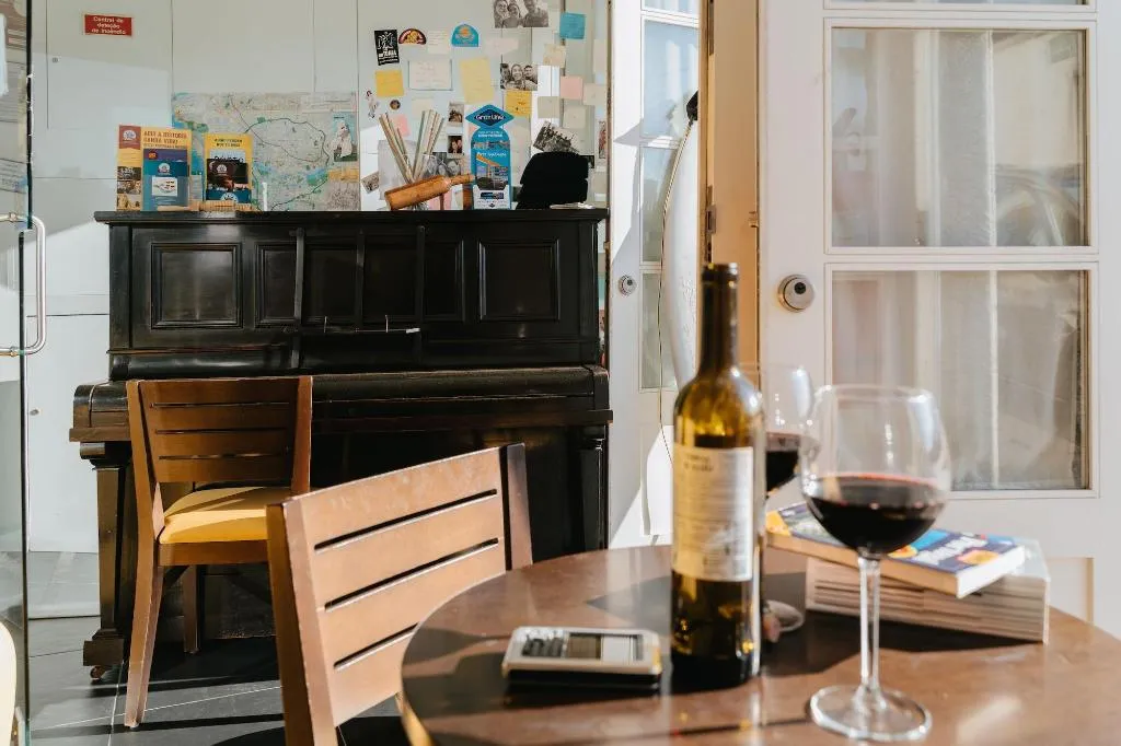 Bar, Happy Porto Hostel & Apartments, Porto