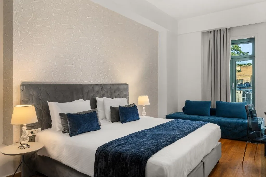 JUNIOR SUITE STANDARD Room, Athenaeum Eridanus Luxury Hotel, Athens