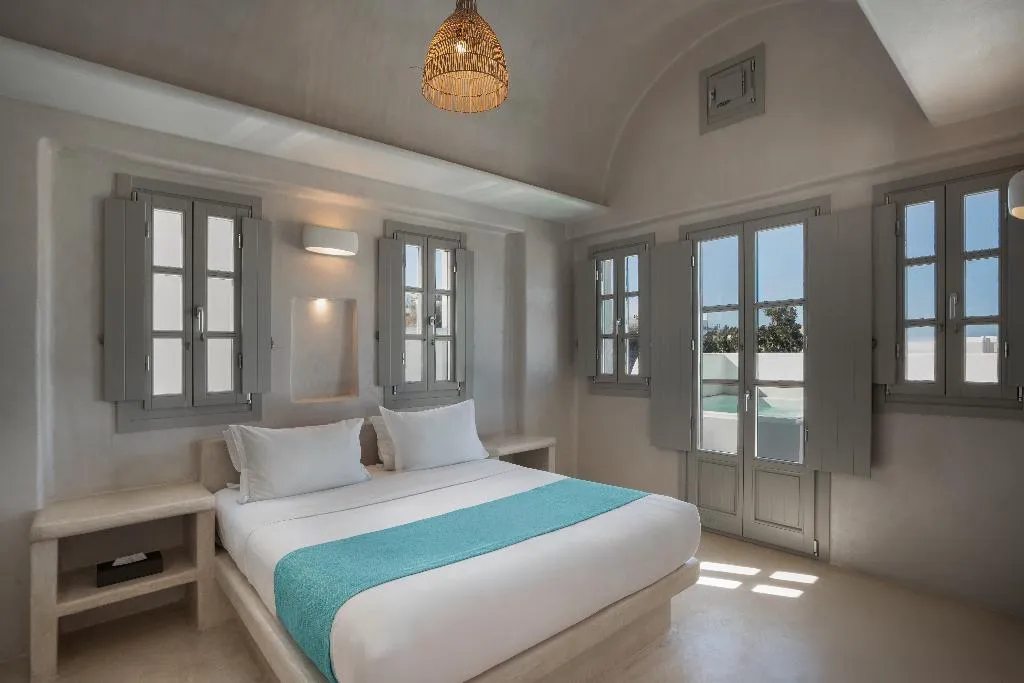 SUITE SUPERIOR SEA VIEW Room, Danae Suites, Santorini