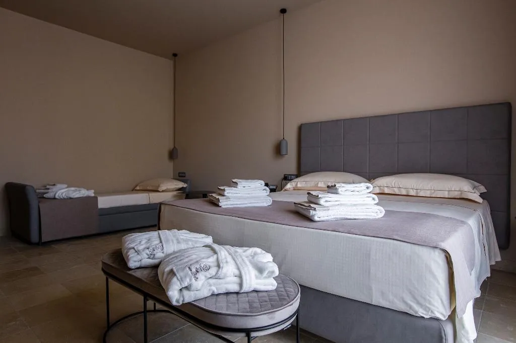 TRIPLE STANDARD Room, Charme Simon Bolivar, Catania