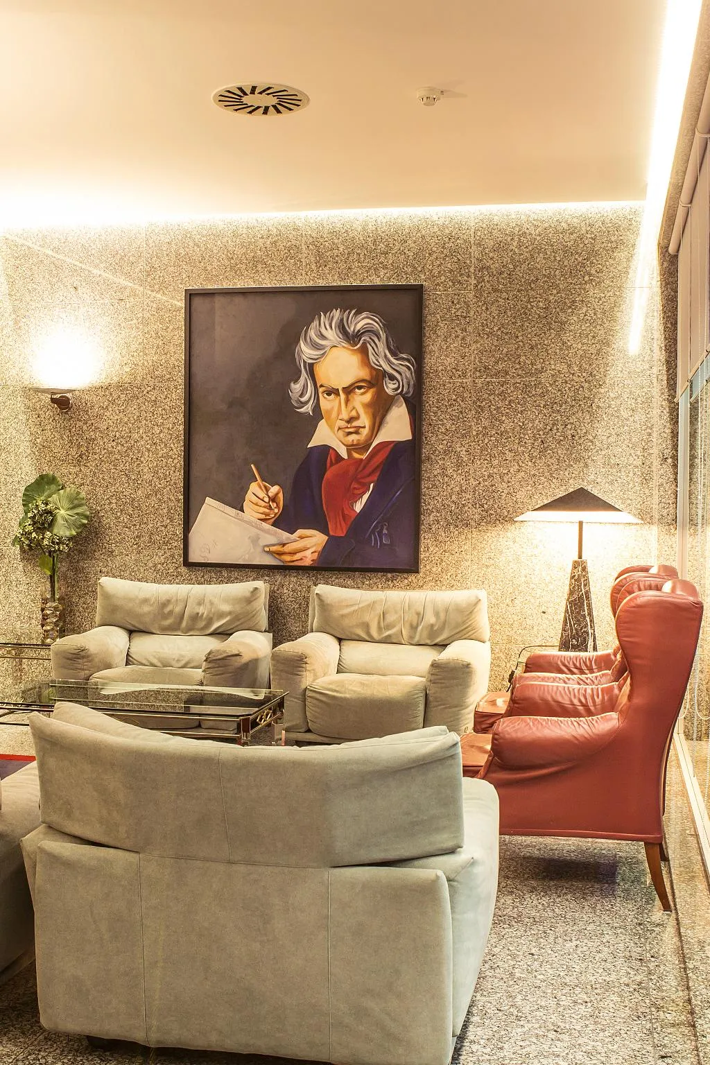 Lobby, 3K Madrid, Lisbon