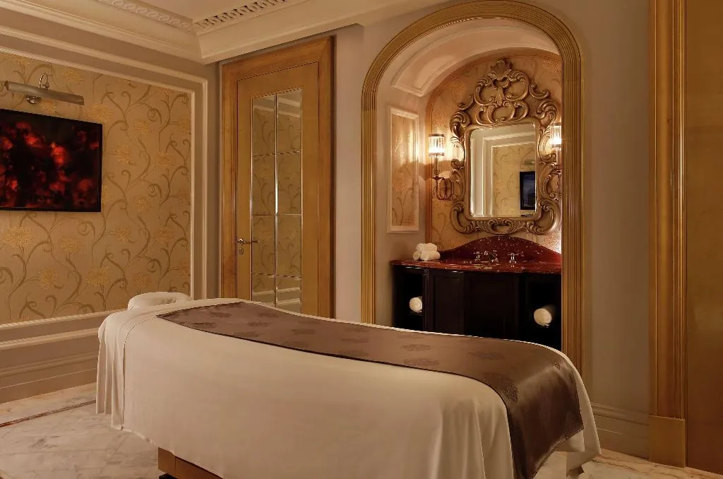 Sports and Entertainment, Al Habtoor Palace, Dubai