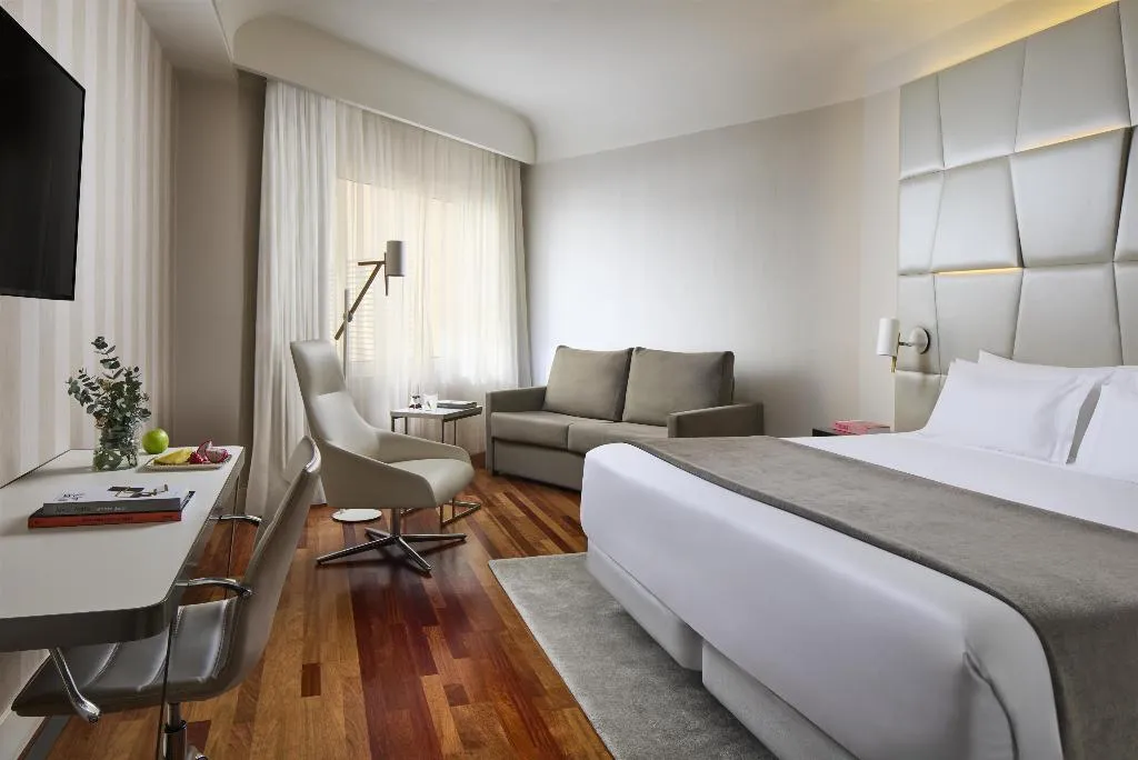 Room, NH Collection Madrid Colón, Madrid