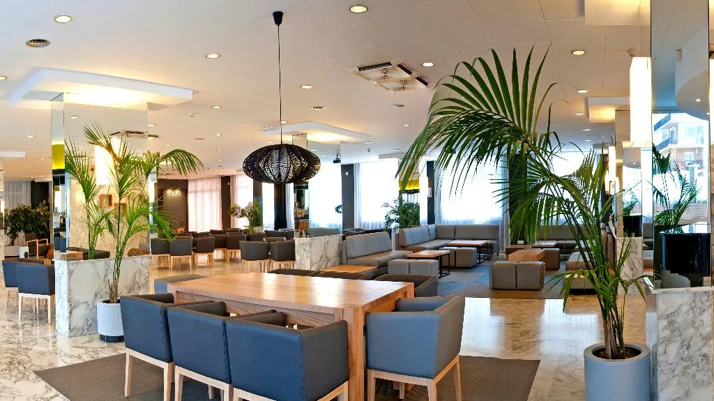 Lobby, Hotel Bernat II, Costa Brava