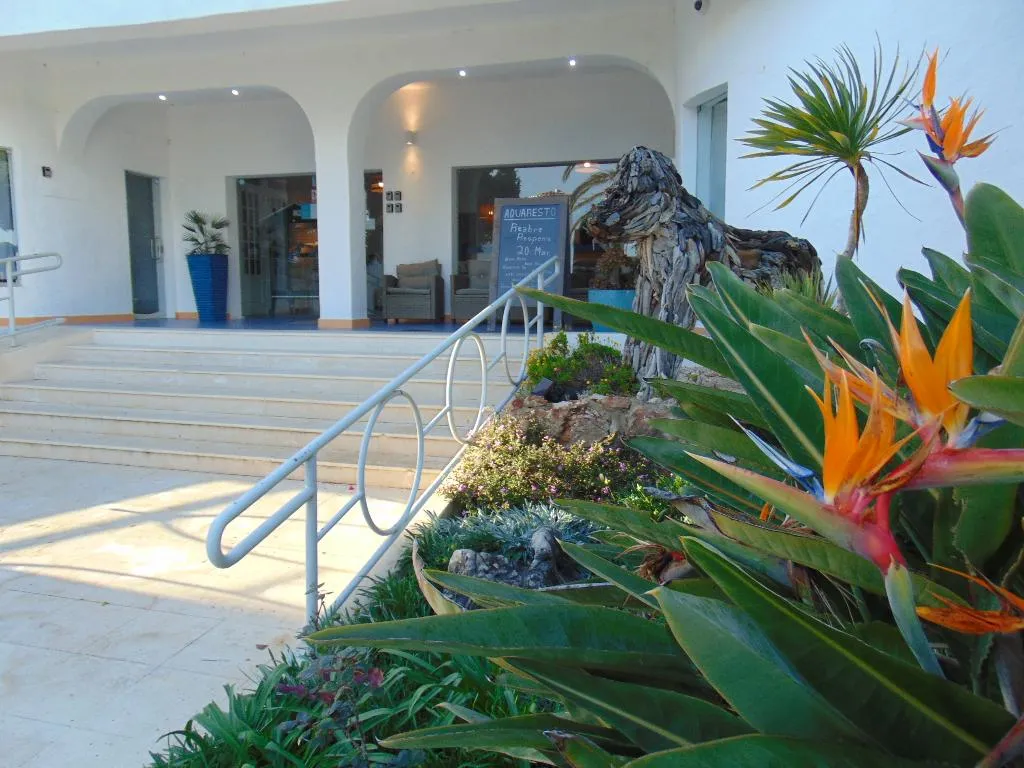 General view, Vila Senhora da Rocha, Algarve