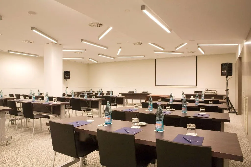 Conferences, Melia Barcelona Sarria, Barcelona