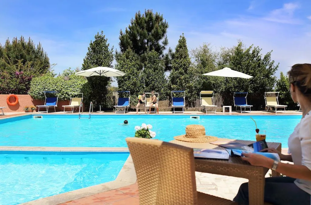 Pool, Pausania Inn, Alghero