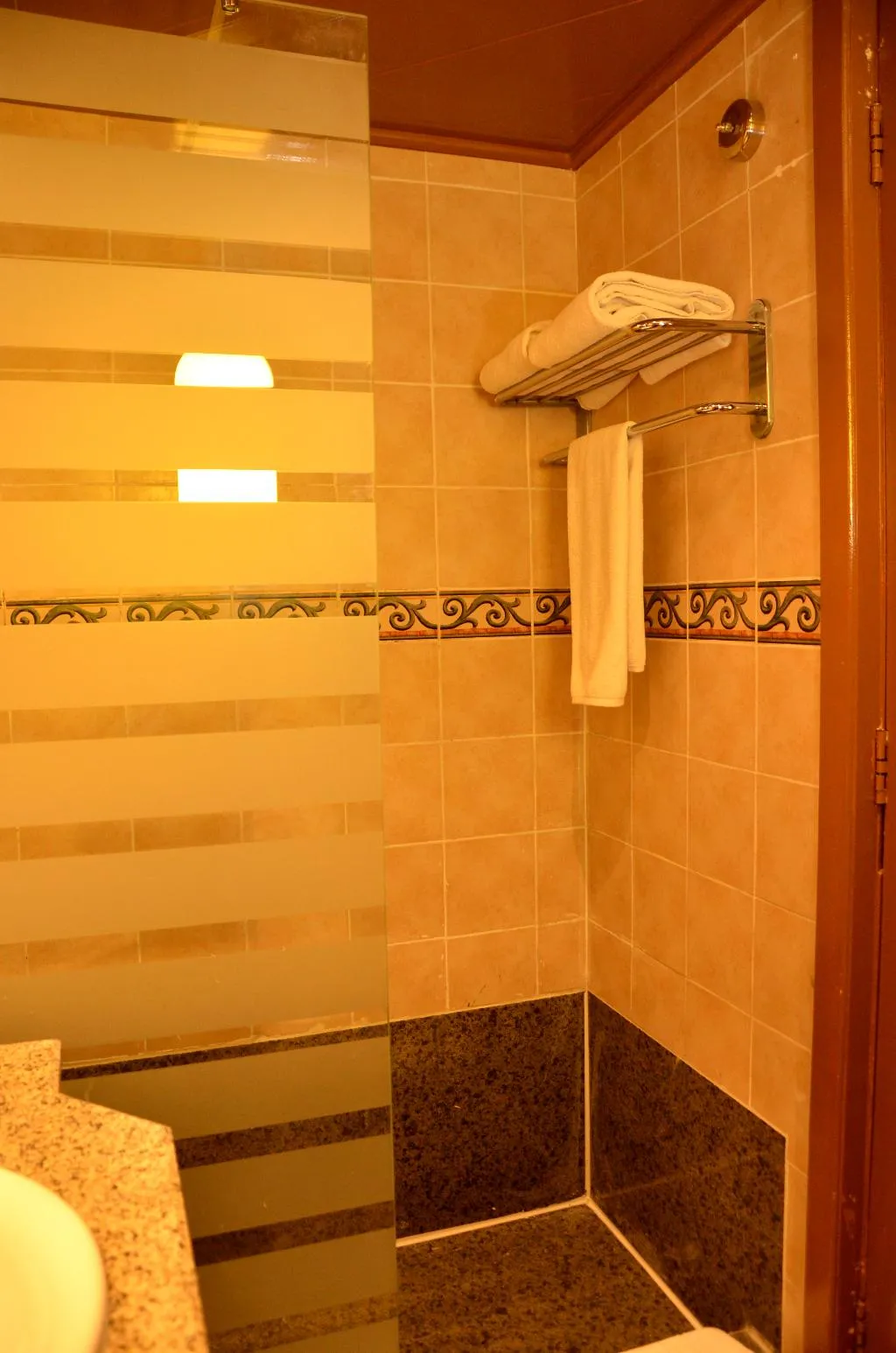 FAMILY ROOM CAPACITY 6 Room, Dive Inn Resort, Red Sea Riviera
